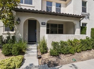 962 N Chaparral Ln UNIT D, Azusa, CA 91702