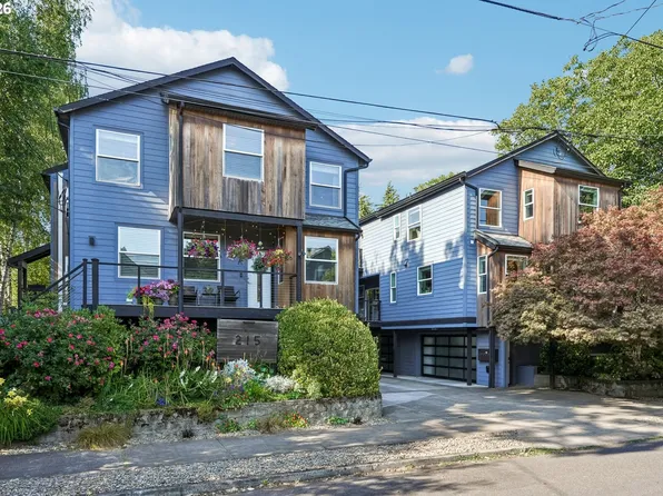 223 NE Ivy St APT A, Portland, OR 97212