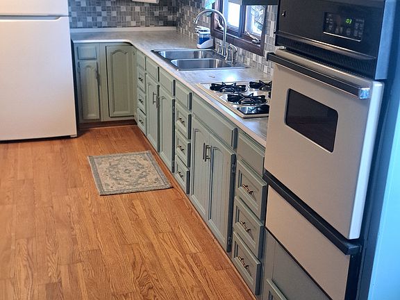 5th image of 15980 Quarry Rd