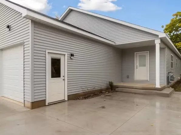 511 Sharon St #2, Saint Louis, MI 48880