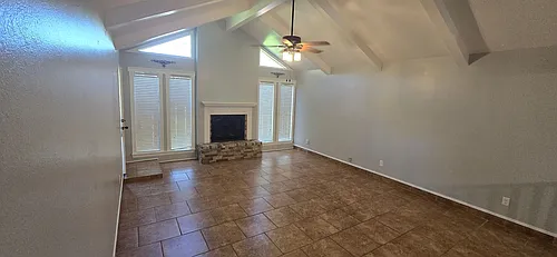 500 Northpark Dr Photo 1