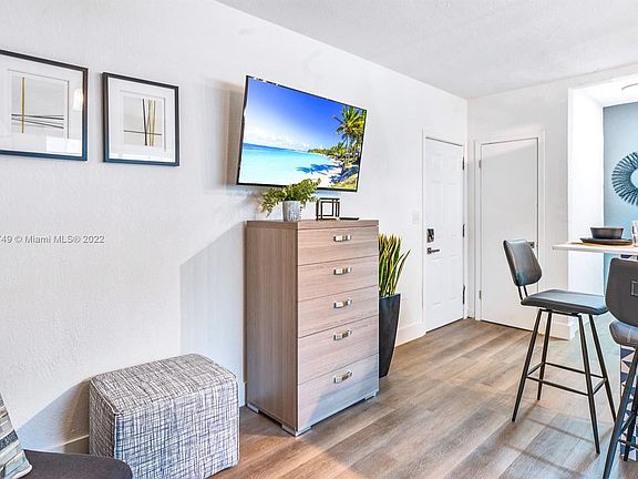 5th image of 7834 Abbott Ave #7830-1