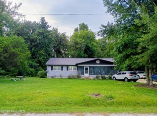 157 E Goodman Rd, Fair Bluff, NC 28439
