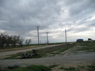 2nd image of 28108 Poso Ave