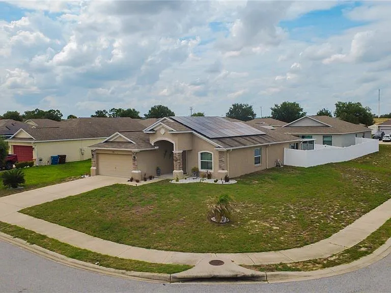 2628 Sunset Cir — Photo 4