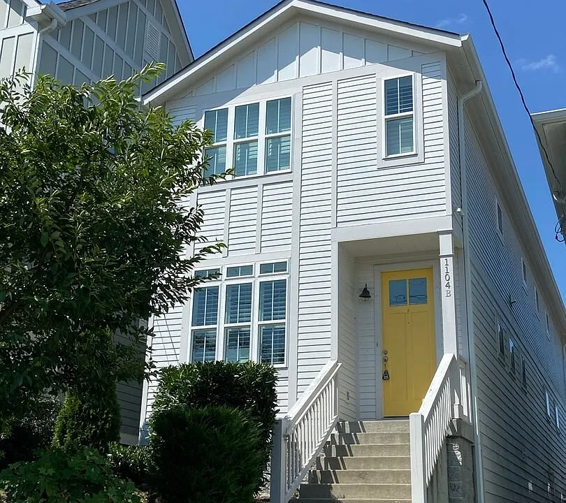 1104B W Grove Ave