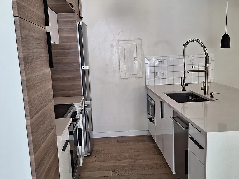 4408 Avenue A #D — Photo 8