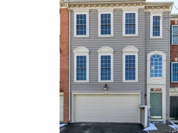 12 Brower Ln, Pottstown, PA 19465