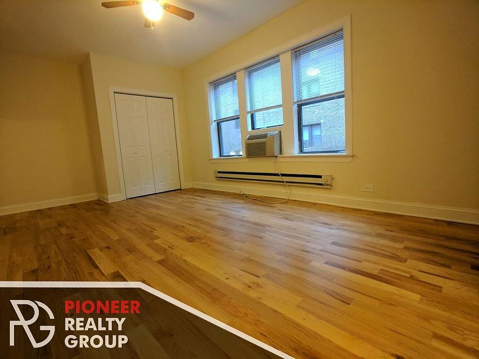 1st image of 3720 N Pine Grove Ave #3720W1