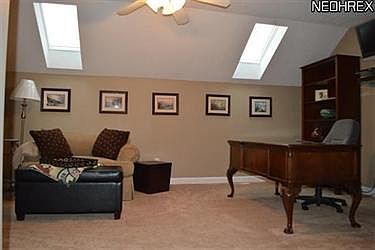 4th image of 1385 N Oralee Ln