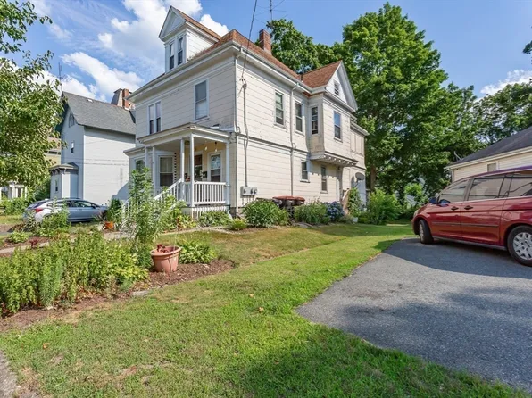238 Pleasant St, Brockton, MA 02301