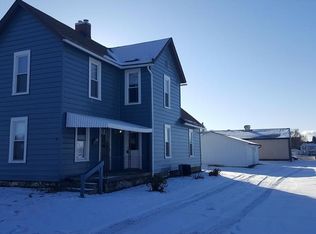 1405 Chestnut St, Coshocton, OH 43812