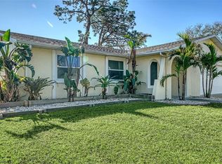 2407 Amanda Dr, Sarasota, FL 34232