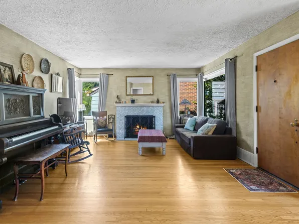 4416 NE Prescott St, Portland, OR 97218