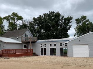 225 E McLeod Ave, Stratford, SD 57474