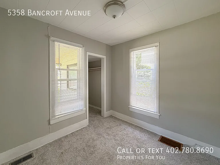 5358 Bancroft Ave — Photo 15