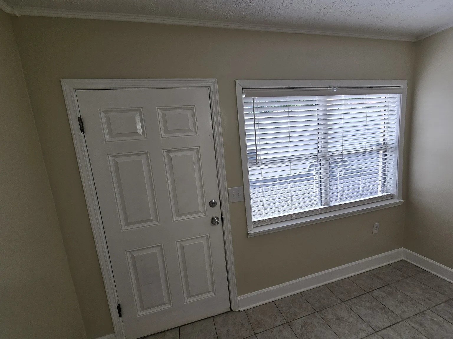 3615 East 14th Street - 1 — Photo 2