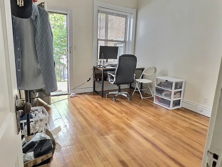 395 Harvard St #2 — Photo 5
