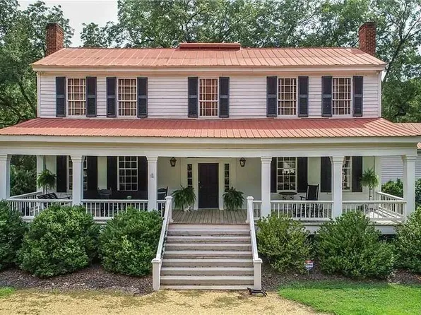 2972 Union Point Rd, Union Point, GA 30669