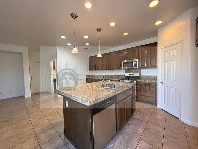 Building Photo - 98 W Brilloso Ln