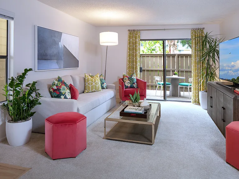 Woodbridge Willows Apartment Homes — Photo 10