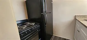 609 SW 4th Ave #2 — Photo 7