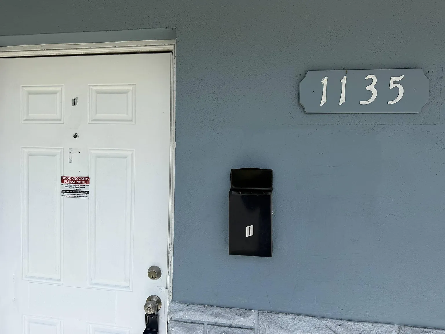 3 bed, 2.0 bath, 1100 sqft, $2,795 — Photo 2