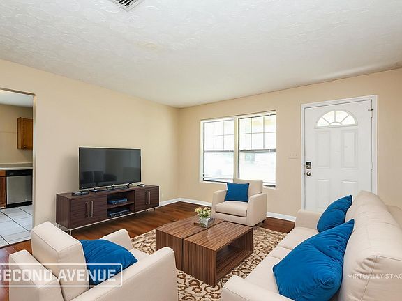 3rd image of 4926 Tallyho Ave