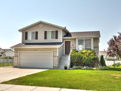 1641 N 725 W, Clinton, UT, 84015