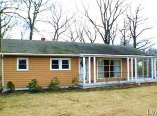 6335 Chestnut Hill Rd, Coopersburg, PA 18036