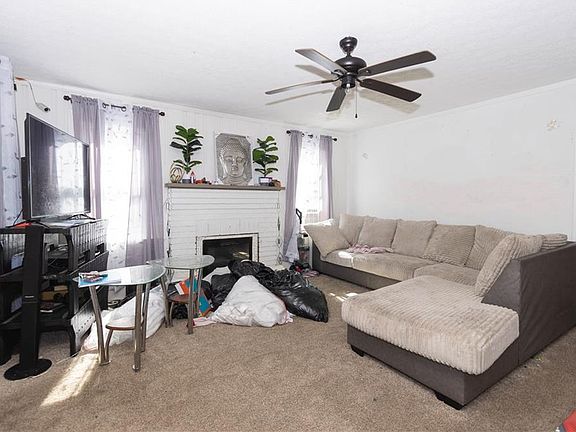 3rd image of 367 Brightwood Ave