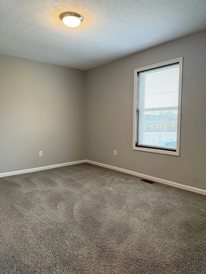 416 Garden City Dr. — Photo 4