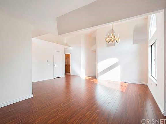 3rd image of 8010 Valley Flores Dr