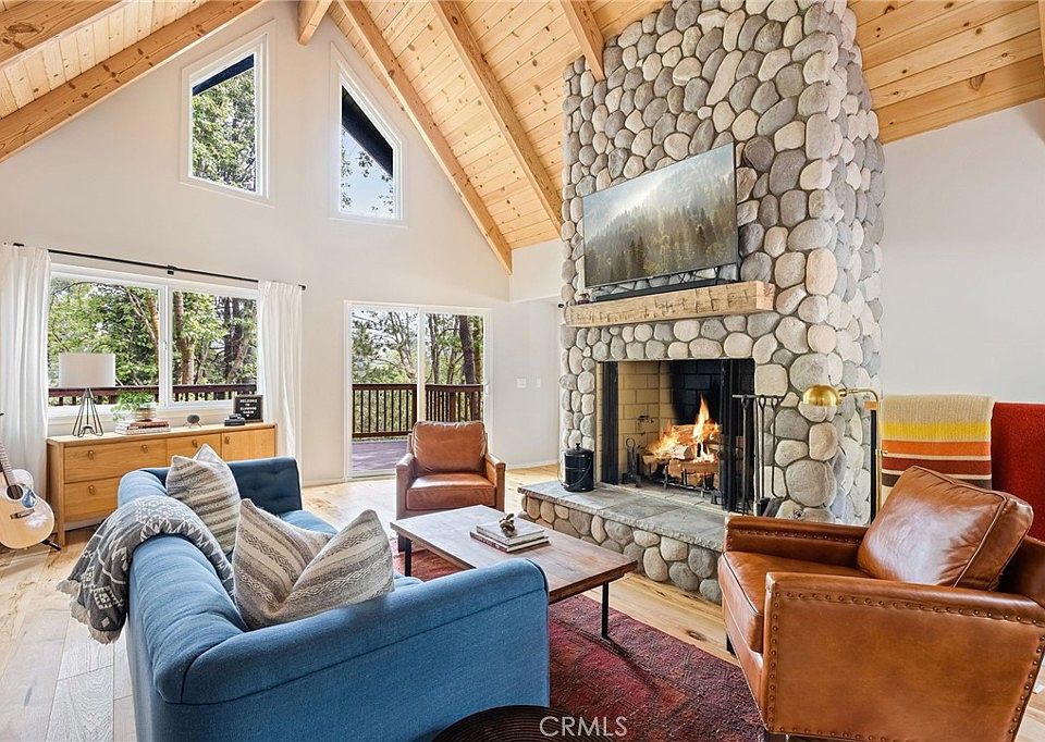 1st image of 27363 Elmwood Dr