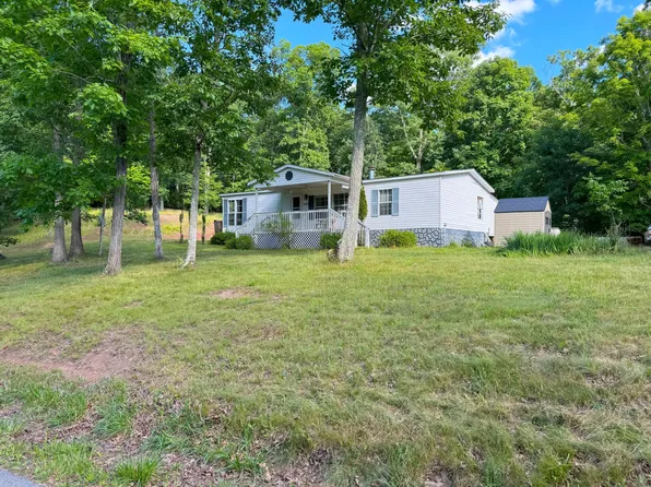 597 Victory Ln, Lewisburg, WV 24901