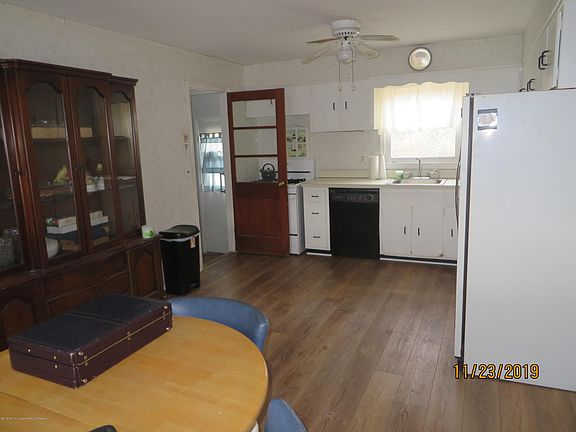 2nd image of 108 Woodland Dr