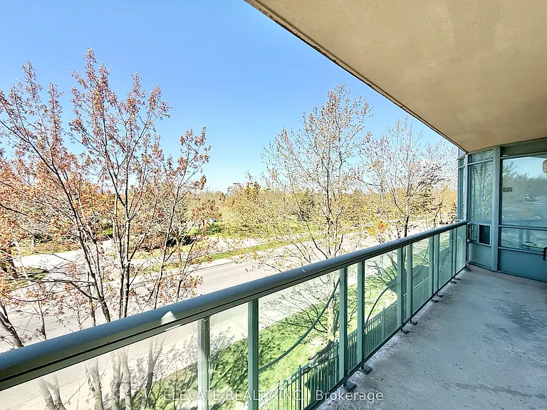 9 Boardwalk Dr #217 — Photo 14