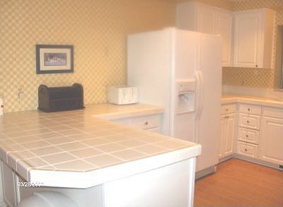 Clean, spacious kitchen