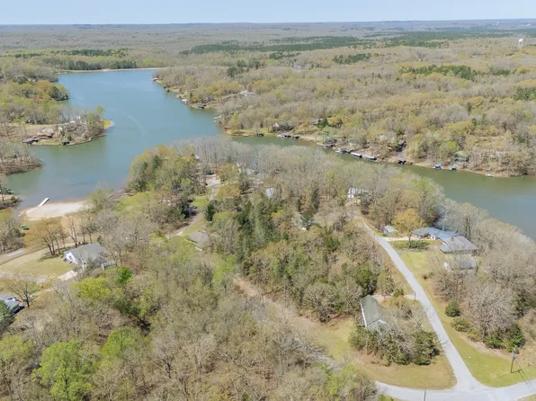 884 Huckleberry Cv Lot 884, Saulsbury, TN 38067