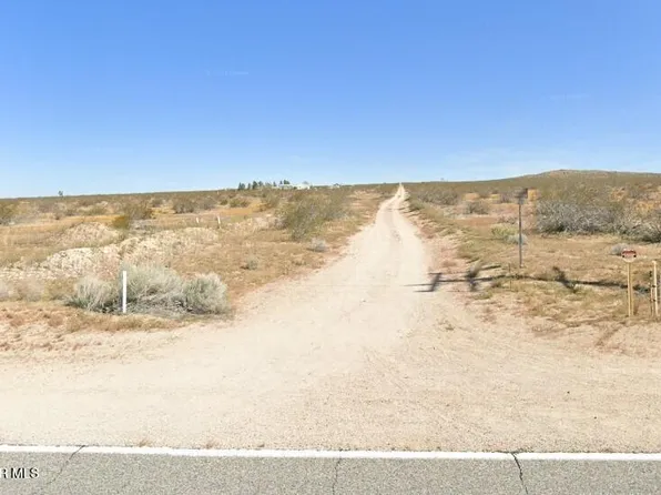 Vic Ave #F8, Lancaster, CA 93535