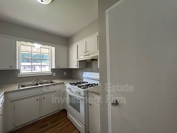 5th image of 1409 N Gibson Cir