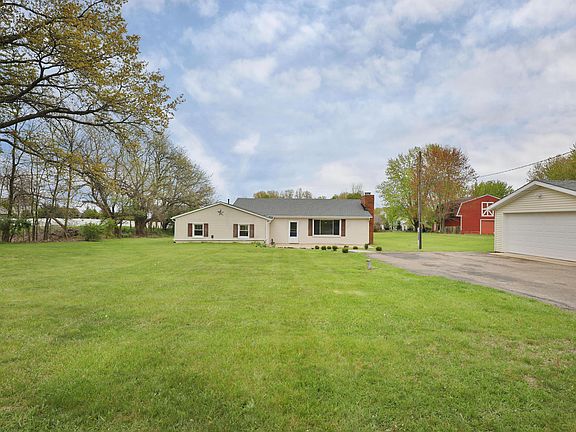 2nd image of 6853 Tussic St