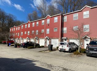 16 Bel Air Dr APT 1305, Greensburg, PA 15601