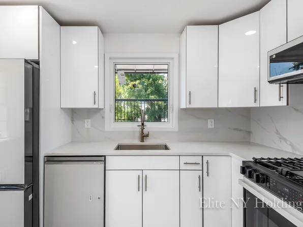 4469 Surf Avenue image 12 of 35