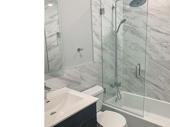 5th image of 5300 N Magnolia Ave #2S