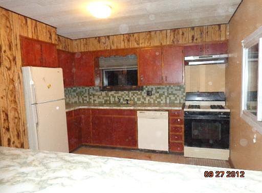 3rd image of 26319 Willow Ln