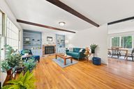 photo property thumbnail