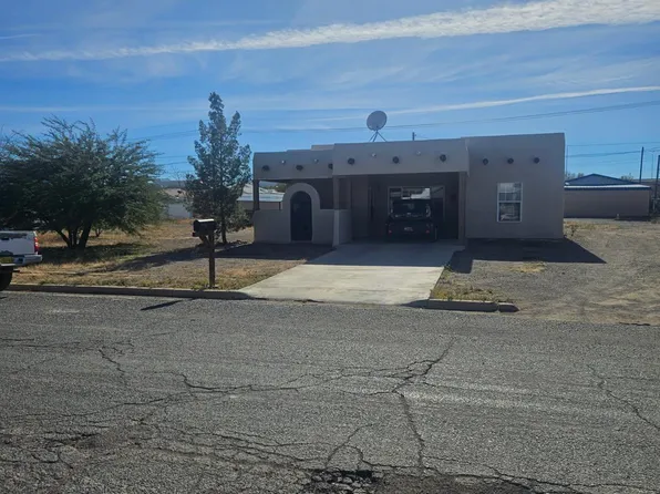 310 E 9th St, Lordsburg, NM 88045