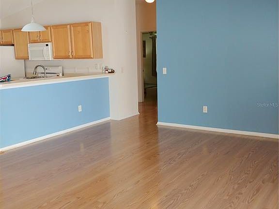 2nd image of 3628 Cambria Cir