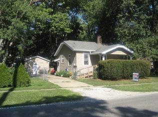 1665 N 27th St, Decatur, IL 62526